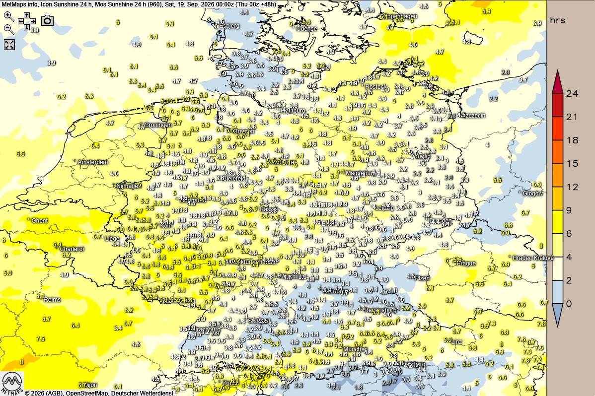 DonnerwetterDe's tweet photo. +++So viel Sonne bringt Euch dieser „durchschnittliche“ Septemberfreitag ☀️ +++

Ihr seht es auf der ersten Wetterkarte: Der heutige Freitag reiht sich temperaturtechnisch in weiten Landesteilen genau in den langjährigen Durchschnitt ein. Sonne gibt es heute dennoch für viele – schaut mal auf die 24-Stunden-Sonnenscheindauer auf Karte 2! 📊✨

Das Wetter für den Freitag im Detail findet Ihr in unserem aktuellen Deutschlandwetter:

🔗 https://t.co/snOdCjjCwQ

#Freitag #Freitagswetter #Wetter #Sonnenschein #Deutschlandwetter #Donnerwetter #Wetterkarte #Herbstsonne