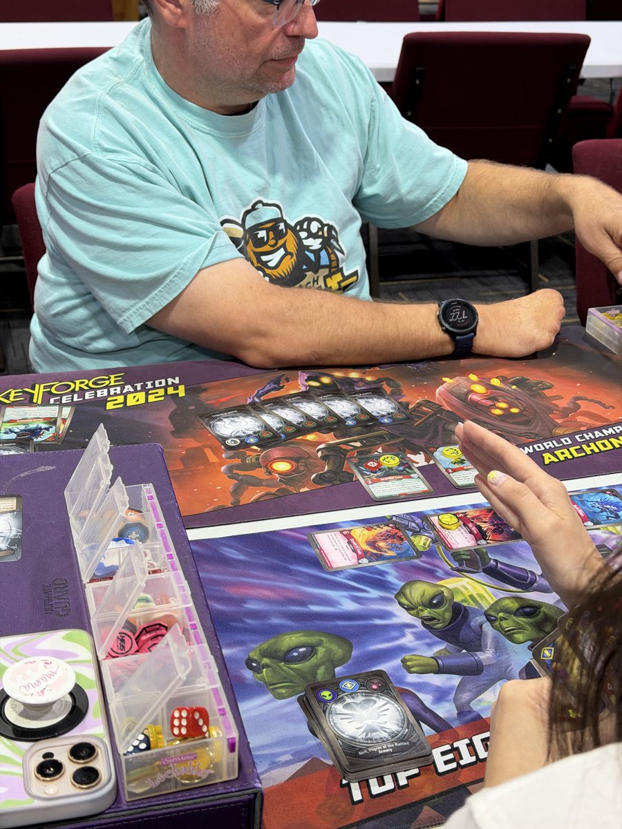 ArchonsCorner's tweet photo. ๐ PLAY KEYFORGE LOCAL! ๐
Vault Tours are awesome, but local play is where the community grows.
๐ Support your LGS
๐ค Meet other Archons
๐ฅ Bring an extra deck for someone new
๐ FORGE SOME KEYS!
๐ Where do YOU play KeyForge locally? Drop your city/store below!
#KeyForge https://t.co/uMqvBqbBy5