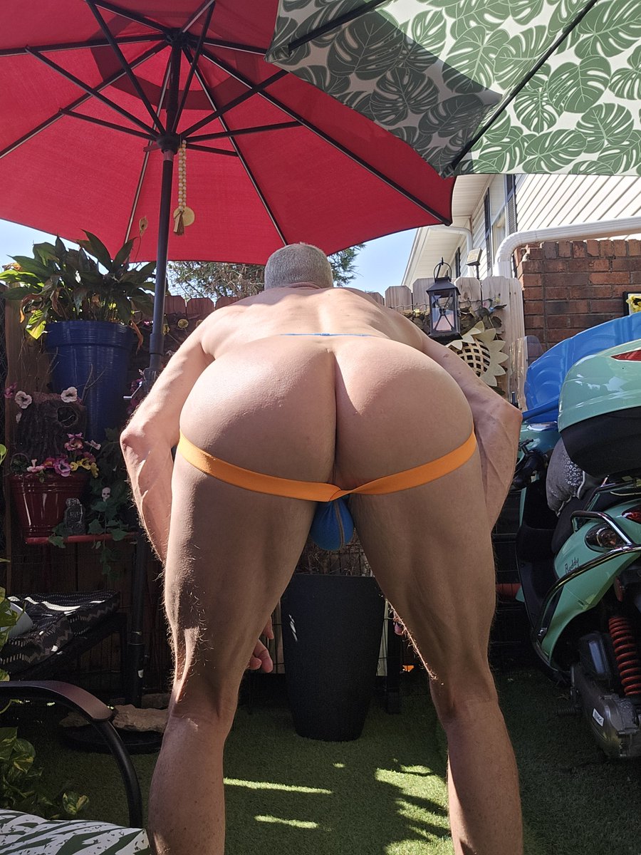 thedman28's tweet photo. Ass Ass Ass  😁 https://t.co/cIGh8FwwFK