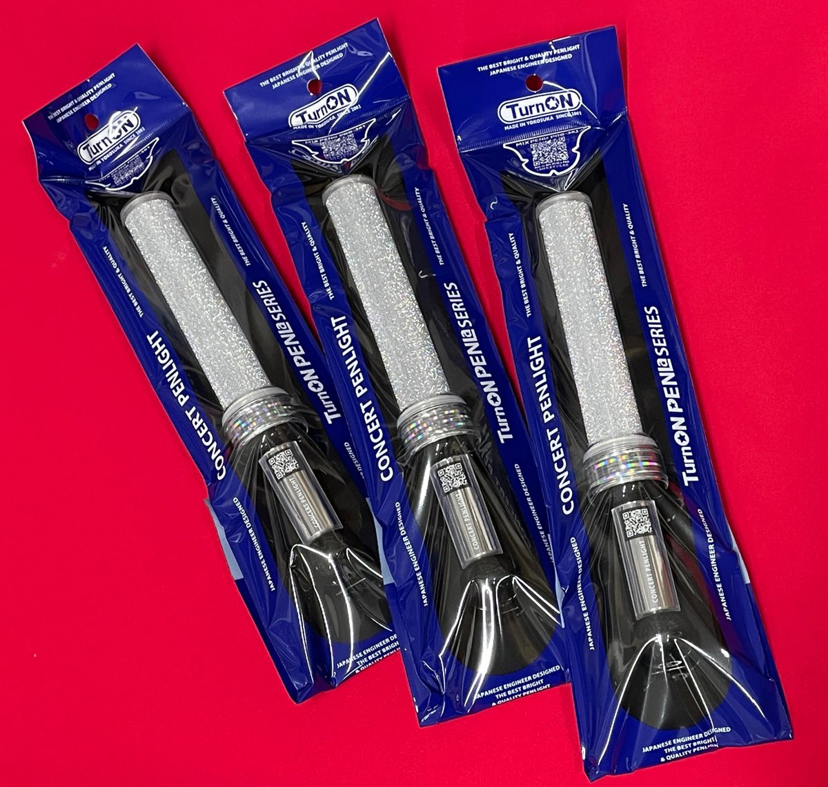 deranan_gf's tweet photo. 細い！！軽い！！
＜ボタン電池式ペンライトスティック＞
●「MIX PENLa PRO-361 Noir キラキラ Pt.
　　　　　　　　　　　　　　スティックBM」
https://t.co/Gmw2kQEUWp https://t.co/AzlAAex96N