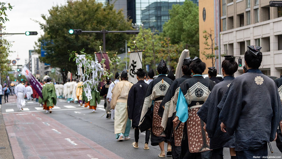 tlife_hd's tweet photo. ／
10月22日限定！
時代祭と鞍馬の火祭 2日間🍁
＼

秋の京都を彩る、2つの祭へ🚩
時代祭の華やかな行列、鞍馬の火祭の勇壮な炎。歴史を感じる特別な2日間を✨

旧竹林院での紅葉もお楽しみいただけます🍁

▼ツアー特集はこちら▼
https://t.co/DjuyqCzI1C

#京都 #紅葉 #国内旅行 https://t.co/p9KMdhuwbV