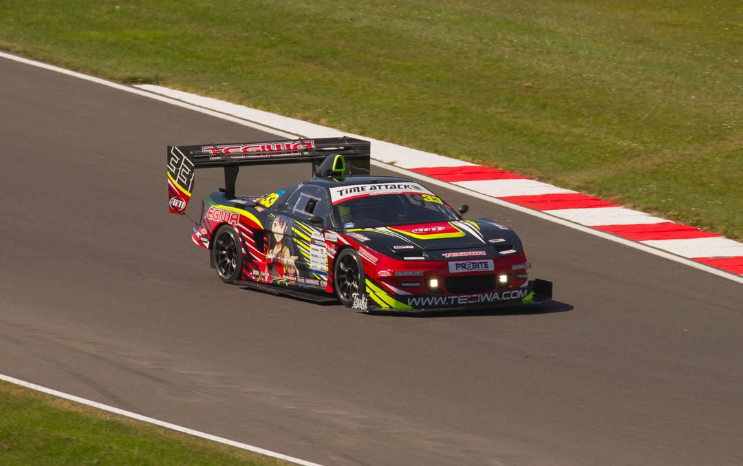 FloreneCar1a's tweet photo. @luke_sedz was absolutely flying, taking first place in this gorgeous ’97 NSX. https://t.co/S37aC8p1l1