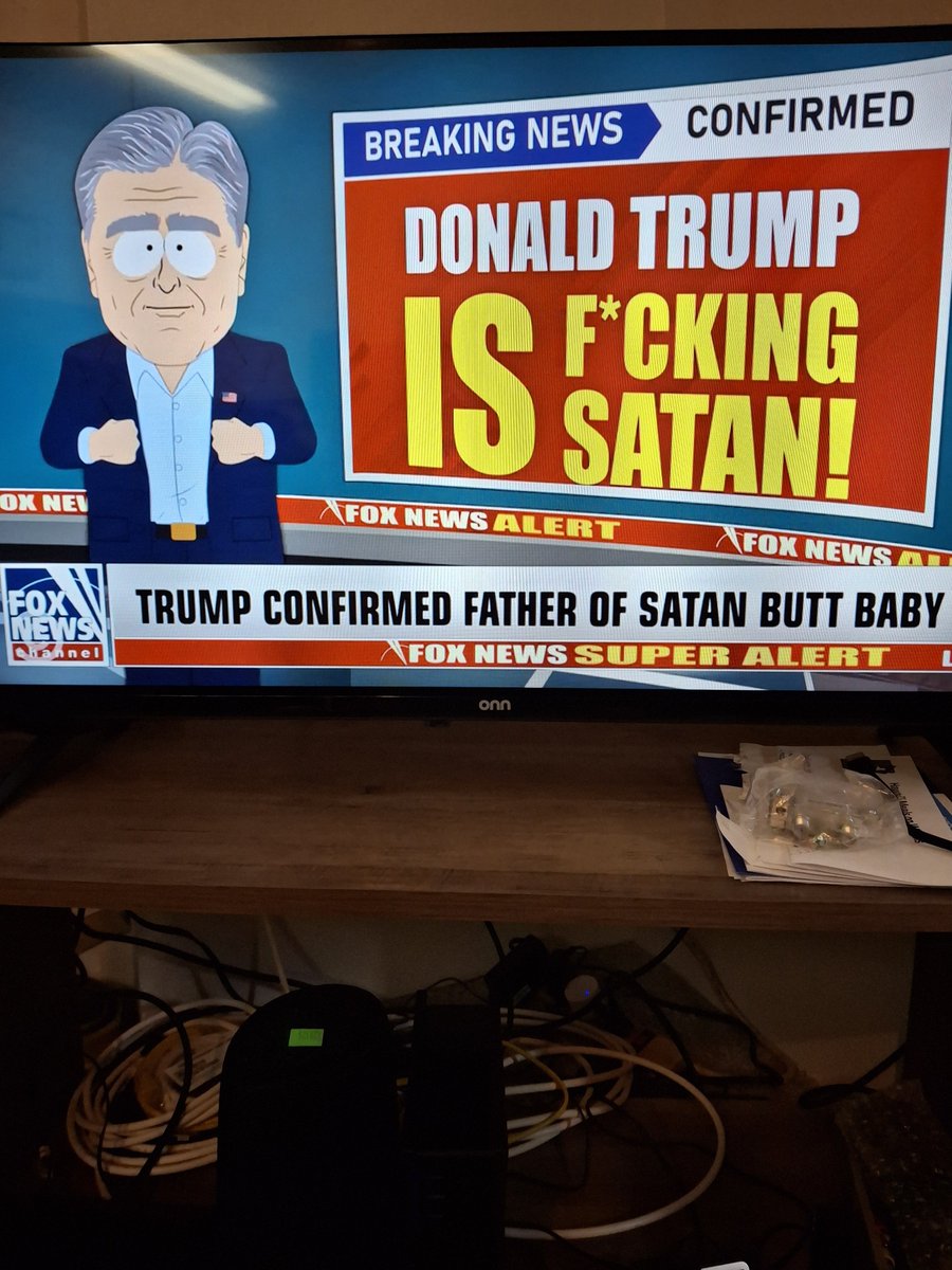 808LOVER1's tweet photo. @MattaYNWA @Breaking911 Here's the Truth Humpster!  Big Bubba will love him after he goes to Prison AFTER   MIDTERMS https://t.co/VVSmwWvq1n