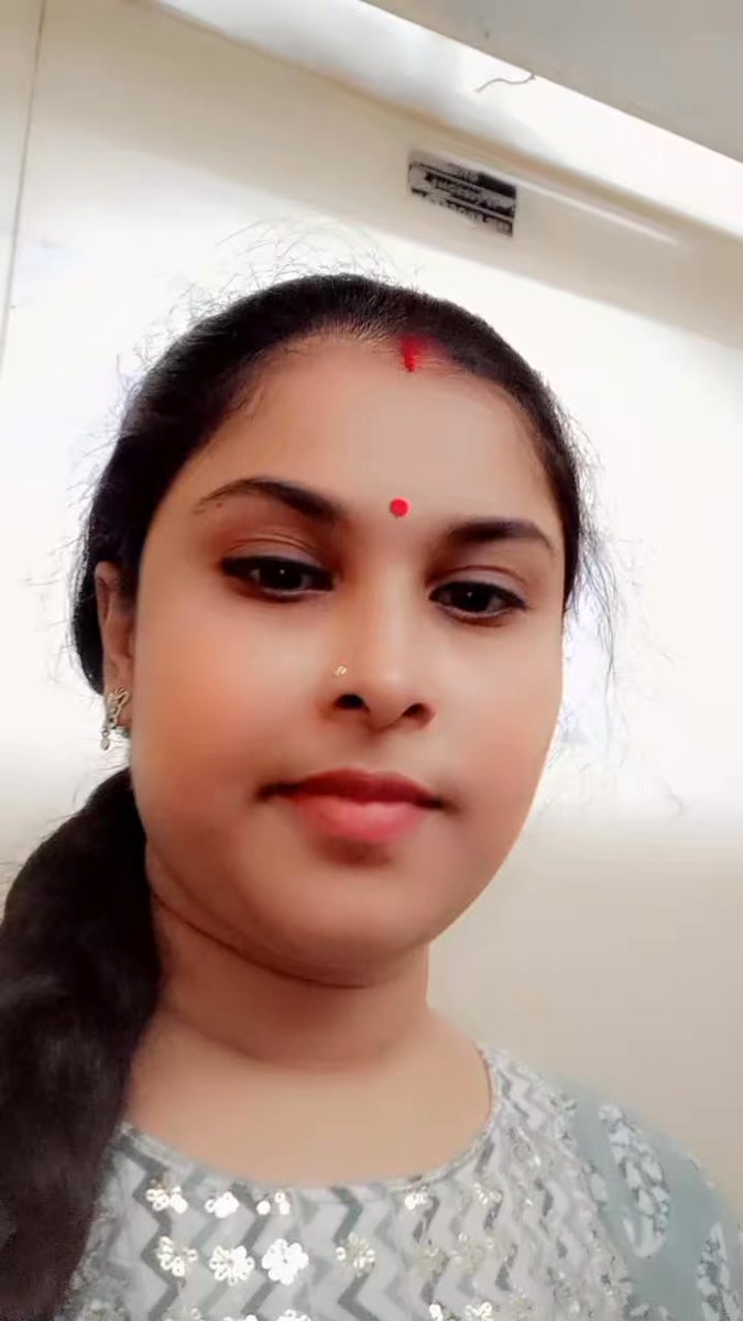 BarrettBot2v's tweet photo. Babar’s office and Puja... https://t.co/lIPVbnZowP