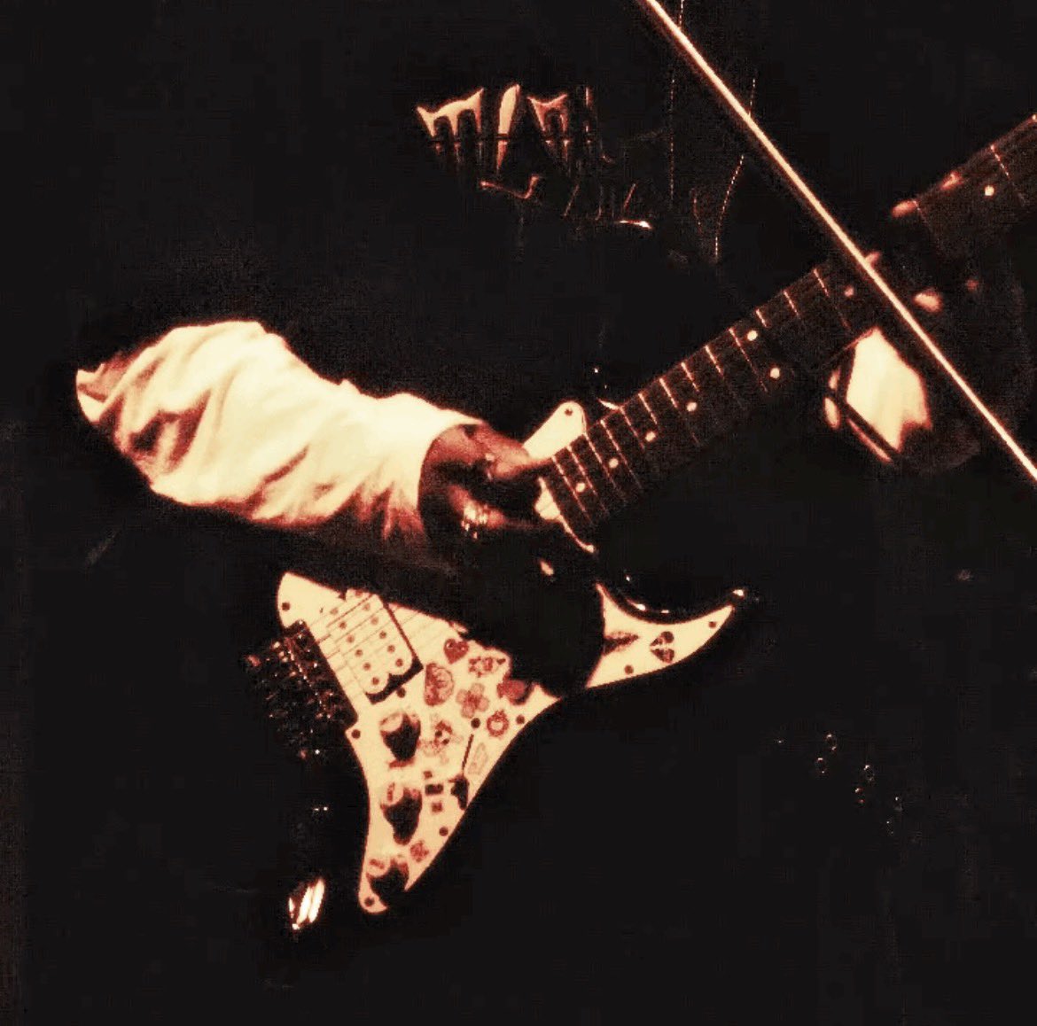 hyperamps tweet picture