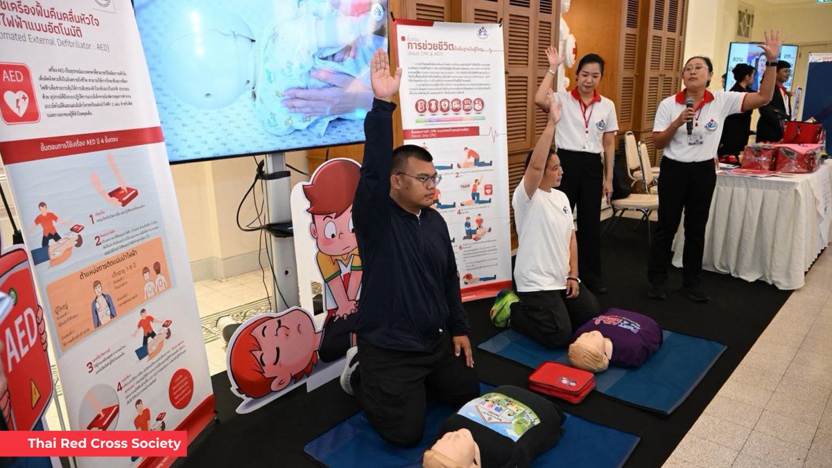 IFRCAsiaPacific's tweet photo. First aid saves lives. ⛑️
Everyone should have the knowledge and skills to help in an emergency.
While #WorldFirstAidDay has passed, we reaffirm the importance of ensuring first aid accessible to everyone, everywhere. @IFRC supports Red Cross and Red Crescent Societies to work with communities and share life-saving skills when they’re needed most.