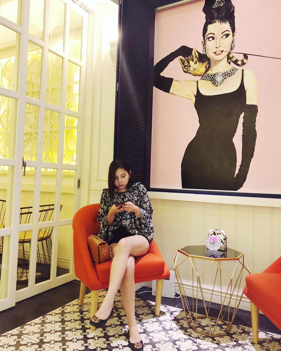 estrellitageral's tweet photo. Thì mình không yêu nhau giữ lấy làm gì.. 🎶 https://t.co/ZJMeG6b4jZ