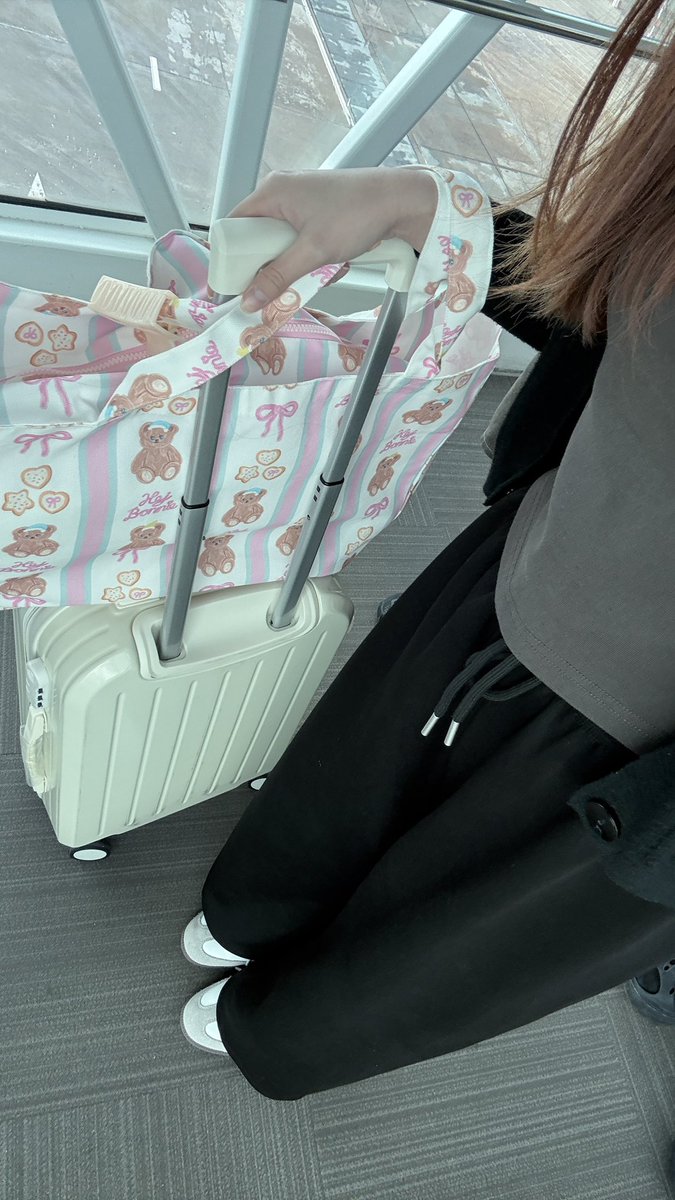 cherryy_nj's tweet photo. กางเกงที่ใส่ไปเรียนได้ เป็น airport look ก็ได้ ใส่คุ้มมากก ซื้อมาปีกว่าแล้วก็ยังทรงสวย🥹 

#shopeeaffiliate https://t.co/gXU1JmEysb