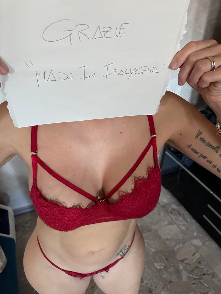 MadeinItalygir1 tweet picture