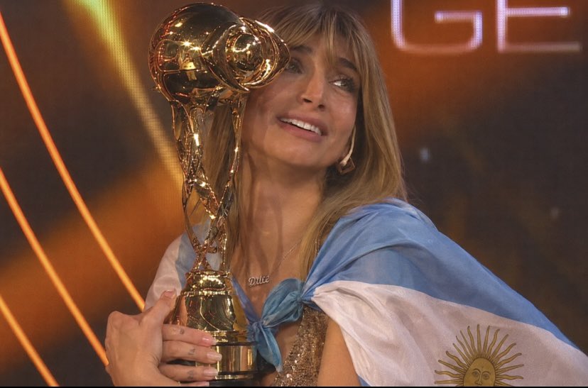 nacharous's tweet photo. Ahora si, BUENAS NOCHES.🇦🇷❤️

#GranHermano https://t.co/84h33KFNf4