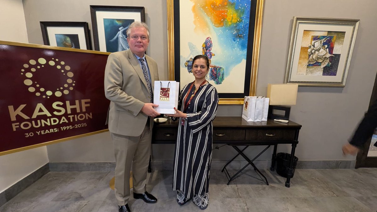 KashfFoundation's tweet photo. The recent meeting between the Embassy of The Netherlands &amp; Kashf brought forward many new ideas and potential collaborations. The discussion focused on Kashf's work on supporting women to turn ideas into businesses, create livelihoods &amp; build greater economic independence. https://t.co/snwcONOZDh
