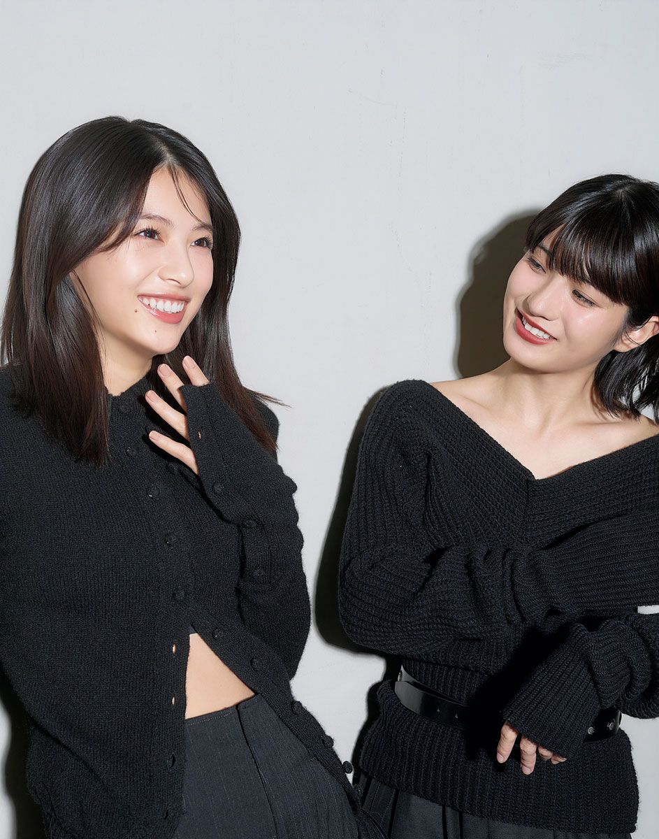 GINZA_magazine's tweet photo. 俳優・出口夏希さん&amp;蒔田彩珠さんにインタビュー。藤本タツキによる大人気漫画の実写化でメインキャストを演じた二人はその責任重大な役目といかにして対峙したのだろうか？ 

インタビューは最新号に掲載中
https://t.co/RAvD7edTlX https://t.co/lU6HoPrLit