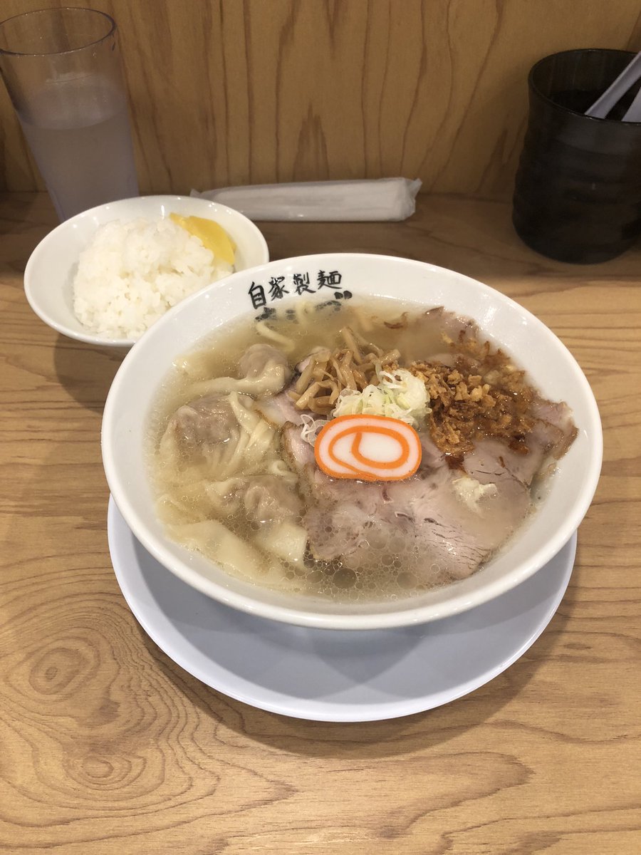 yuta0612imi's tweet photo. 自家製麺あいづ
ワンタンメン塩と白飯

#墨田区菊川 https://t.co/vln66aJ04x