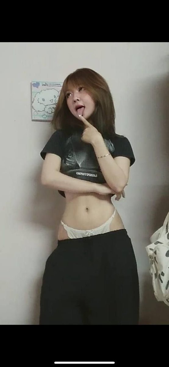 LynhThuHa09's tweet photo. Xem nữa thì ib nha https://t.co/fxsvlEdVQ5