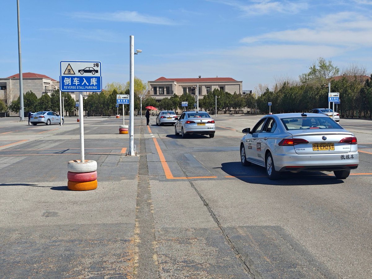 amirh487203's tweet photo. Just nailed my first parallel parking!  Still shaking but that’s my biggest win on the way to my driving license—so grateful for my patient instructor! https://t.co/JNc8iYUrfT