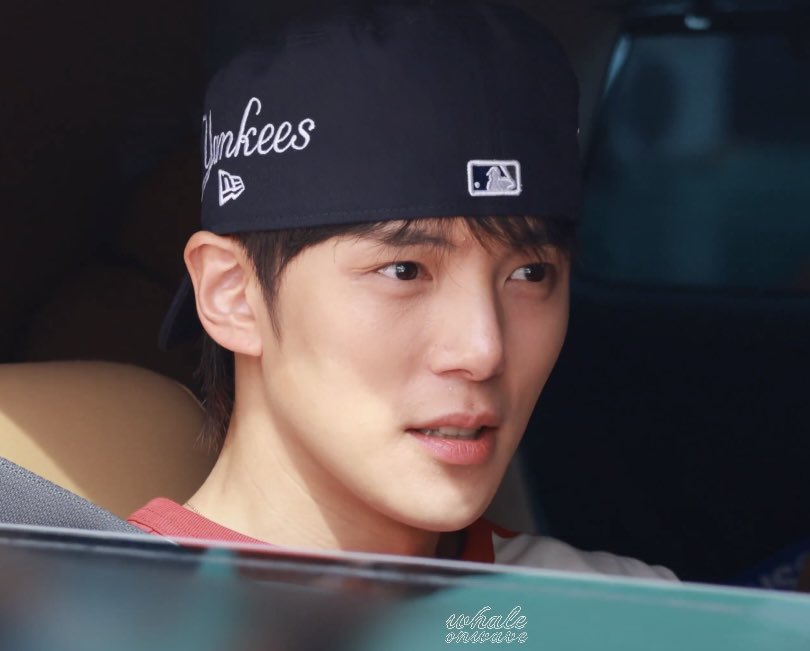 CULTHYUK's tweet photo. 250927 minhyuk i still think about you https://t.co/vSdlgPyyzX