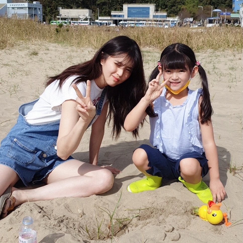 zvaonz's tweet photo. sohee 💞 https://t.co/1pZx6t7pM7