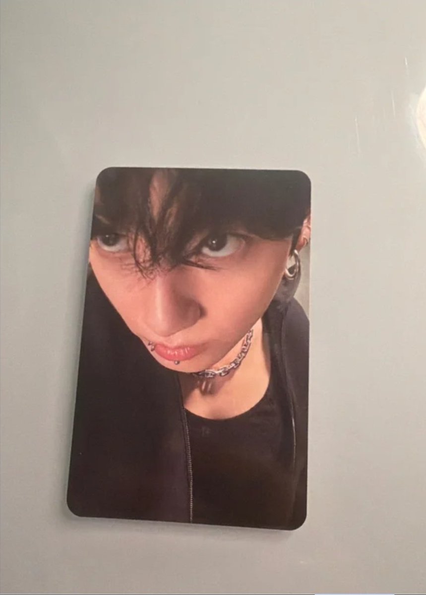 NandiniAg4's tweet photo. @snowflowergifts I will not get robbed, but i want to rob this from someone 😭😭 https://t.co/HraoxHhOw9