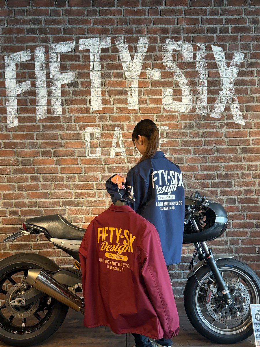 56design_NARA's tweet photo. ツーリングや普段使いにもおすすめ👀
【RIDING COACH JACKET 4】
インナープロテクションジャケットは取り外し可能✨
襟はボタン留め仕様で走行中のバタつきを軽減🏍💨
ぜひチェックしてみてください!🍂
〈Color〉
Green、Burgundy、Navy、Light Gray
〈Size〉
S / M / L / XL
#56design
#56デザイン
#nara
#56design_nara
#shinyanakano
#fifty_six
#coffe