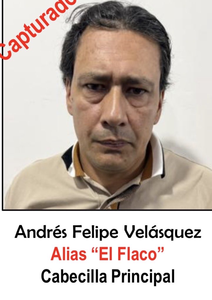 ABDELAESPRIELLA's tweet photo. ¡La ofensiva nacional no se detiene!

Hace unas horas, en Medellín, cayó Andrés Felipe Velásquez, alias “El Flaco”, cabecilla principal de la estructura narcoterrorista ��La Miel” y uno de los más buscados de Antioquia. Llevaba más de 25 años delinquiendo, mantenía una alianza con el Clan del Golfo y dirigía homicidios, extorsiones, narcotráfico, desplazamientos forzados y laboratorios de cocaína. Su organización recibía cerca de $4.000 millones mensuales.

A esta hora, en la vereda Villa del Río, Morelia, Caquetá, nuestro Ejército mantiene un combate activo contra la estructura narcoterrorista Jorge Briceño Suárez, facción de alias “Calarcá”, estructura “Raúl Reyes”. El resultado preliminar es de dos capturados y la incautación de cinco armas largas, siete proveedores y 235 cartuchos de diferentes calibres. La operación continúa.

Hasta aquí les llegó la tranquilidad. Voy por sus cabecillas, sus estructuras, sus armas y cada peso de sus rentas criminales.

Los voy a acabar. Todos los bandidos sabrán lo duro que muerde el Tigre.

¡Firme por la Patria!

¡Que viva Cristo Rey!

(A.D.L.E) 🇨🇴 🐅