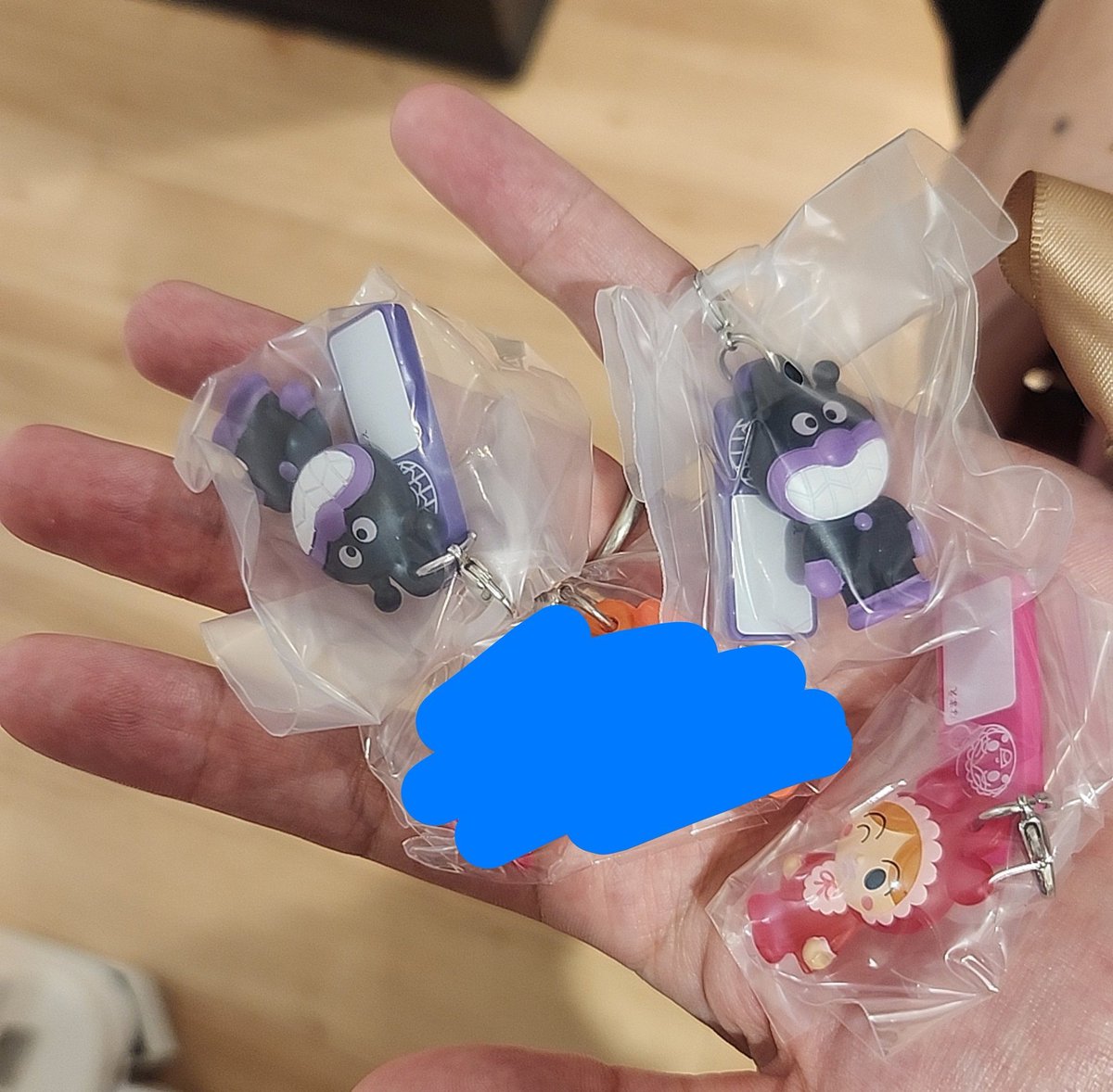 Littlee_Runaway's tweet photo. アンパンマン めじるしアクセサリー 交換
【譲】バイキンマン×2、あかちゃんまん
【求】アンパンマン

未開封です。郵送交換希望です。検索からもお気軽にお声掛けください🙇‍♀️ https://t.co/ax8VZR4gku