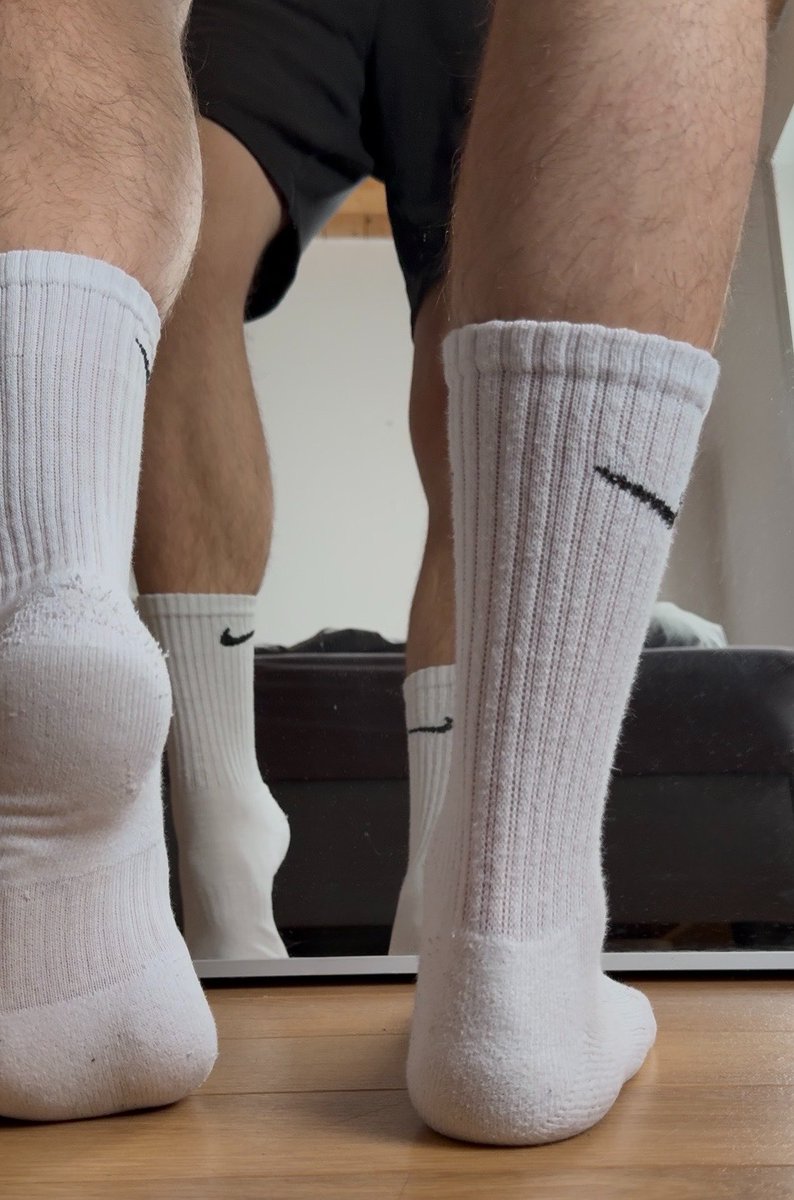 alphaXsteve's tweet photo. Who wants to get under my socks?
⁉️#mastercash #Socks #sockslover https://t.co/gNO6dx6eU9