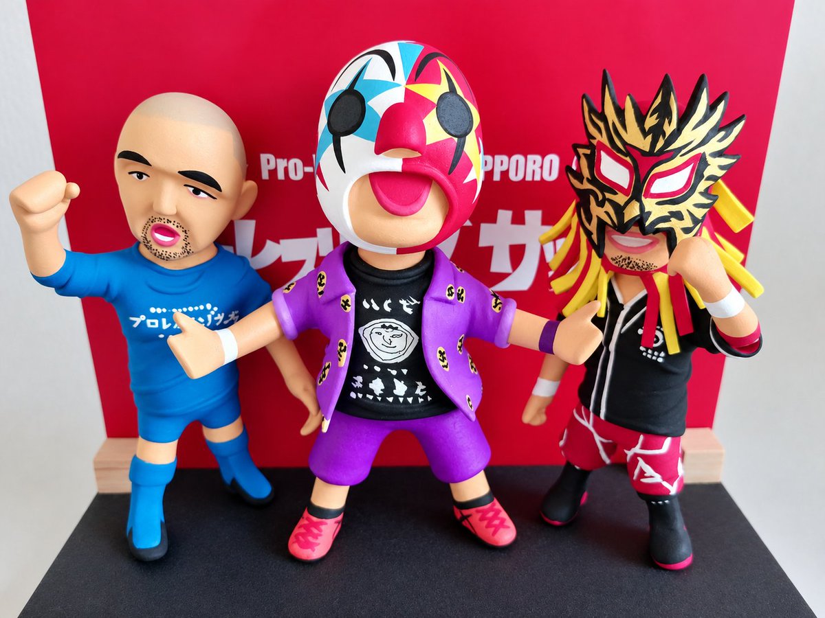 saku_lifes's tweet photo. 「PWS × saku project ⑦」
#プロレスリングサッポロ
SAKUも所属！ #PWSミニ四駆部 揃い踏み😀
クリオネ師匠、バルバロッサ部長、末武選手‼️
2026年無敗❗
師匠はミニ四駆大会も絶好調‼️

※SAKUが｢私の作品は❔｣って言ってたけど、君はまだ新人、君を造形するのはまだ先だよ😂 https://t.co/lyOXLvXhRB