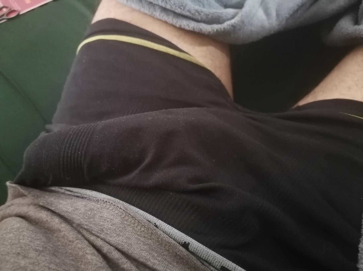 AnthonyMmky's tweet photo. What do you prefer? 😂🫵🦶🏻 https://t.co/37mKtiqTQT