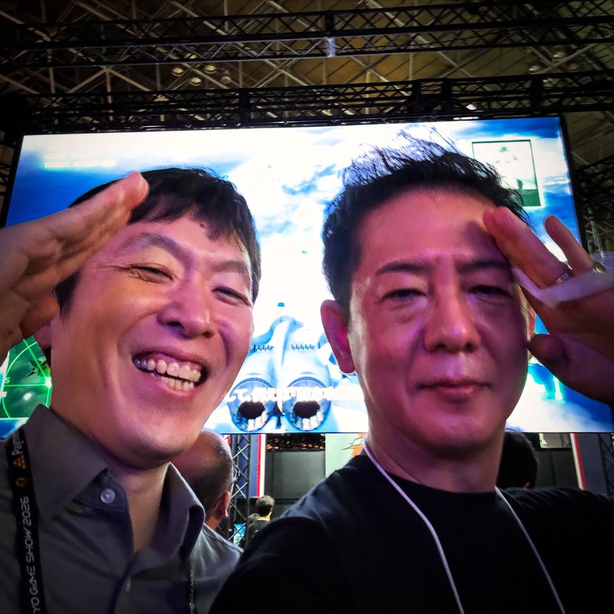 kazutoki's tweet photo. 東京ゲームショウ2026にきました！ご来場の際はぜひバンダイナムコブースにお立ち寄りください！こばやす先生と久しぶりに会いました、みなさん、もうEverflowはお聴きになりましたでしょうか？ https://t.co/bxB8mtkRzT