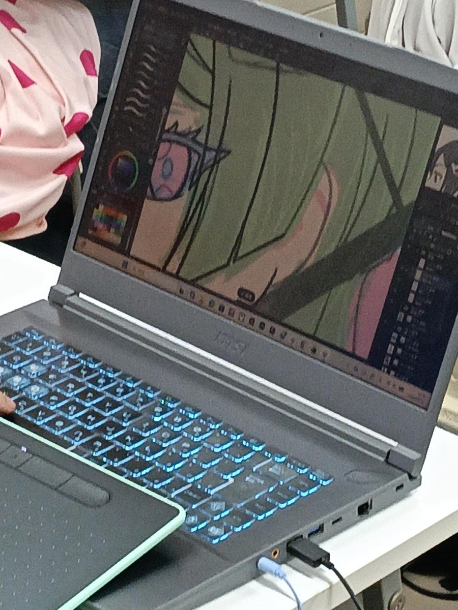 AD_illust_upp's tweet photo. 【授業風景】
どんな作品が出来上がるのでしょうか😊 https://t.co/Qi7Oul1XsC