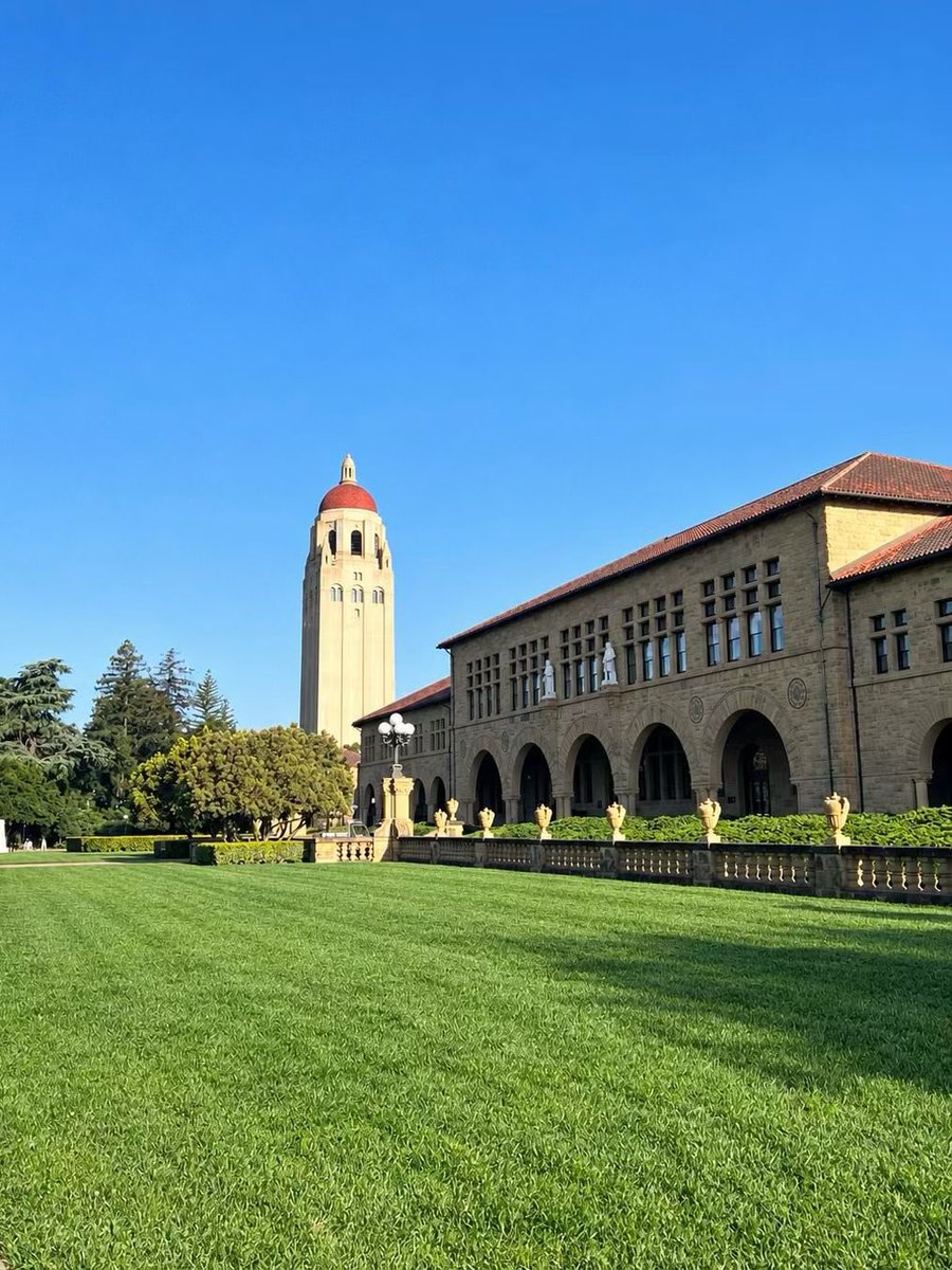 raymondqu's tweet photo. Time flies, my 18-year-old son is about to leave home and step onto the Stanford campus to begin a new chapter in his life. May you be as ardent as the Silicon Valley sun and as resilient as the redwoods of Stanford on your path of learning. Go Cardinal! https://t.co/k224jfrJPF