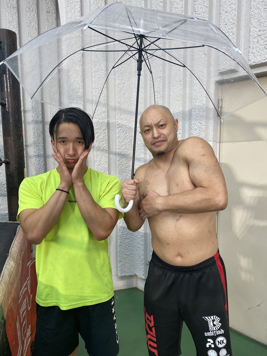 BJWOfficial's tweet photo. ＼☂️雨の日割りのお知らせ／

🗓️9月18日(金)上野恩賜公園野外ステージ
🗓️9月21日(月祝)後楽園ホール

当日午前中の段階で雨が降っていたら当日券が500円引き🎫
実施の有無は当日@BJWOfficialよりお知らせします！

#bjw #大日上野 #bjw1000 https://t.co/NH7femcfWq