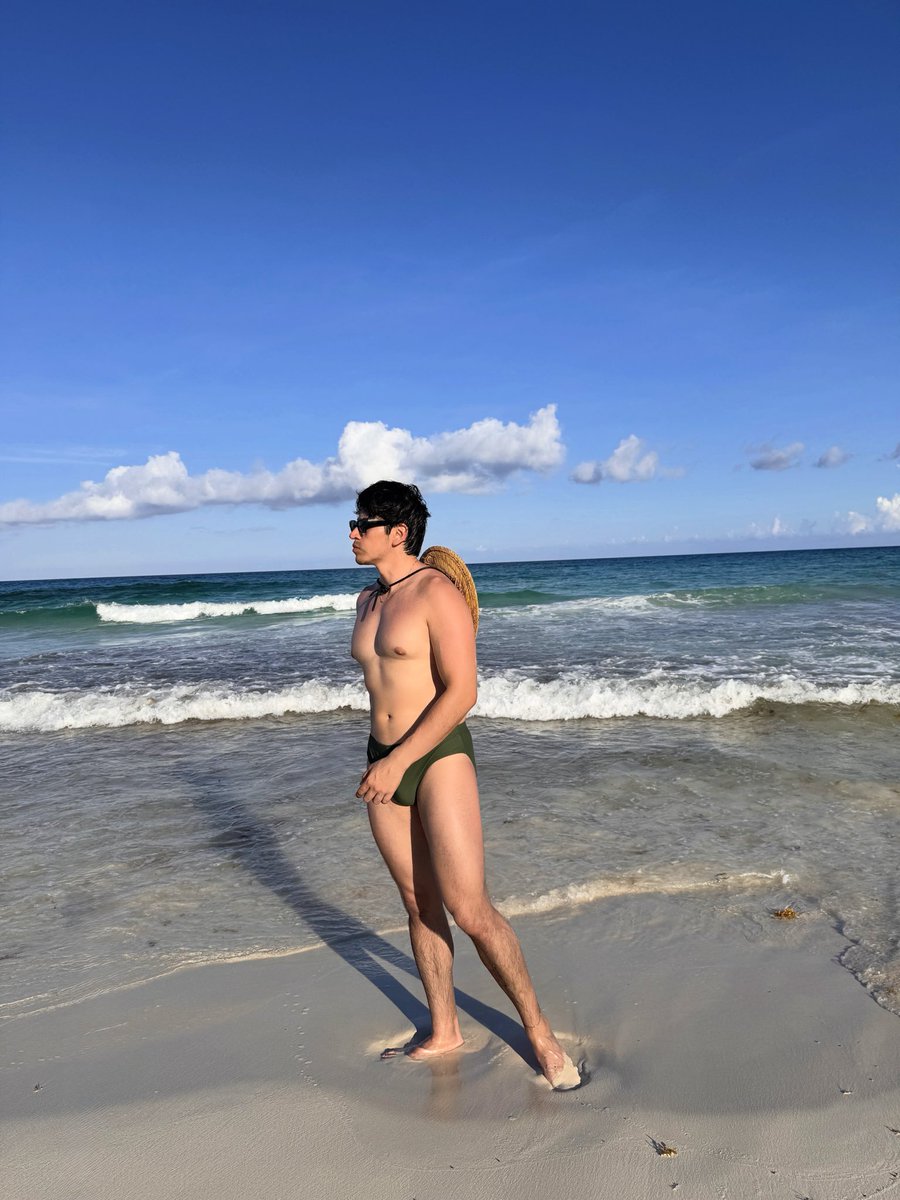 i_elein's tweet photo. It’s not just a beach, it’s where I belong. https://t.co/9kHXrgW6Jx