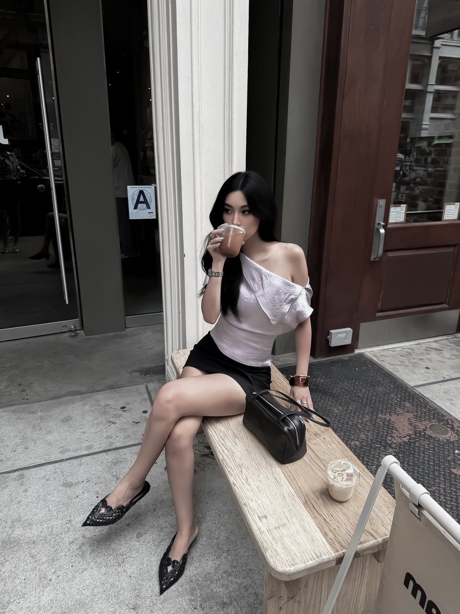 mournedlace's tweet photo. Afternoon! Still breathing after sorting all those forms or shall I send sugar reinforcements? Coffee or matcha—pick your poison, <3

@OBSCURAagc @OBSCURAsub @keepVVIAN @keepLEONEL @keepGAGAA @keepYUWRI @keepERICC https://t.co/TYSl9fnIrp