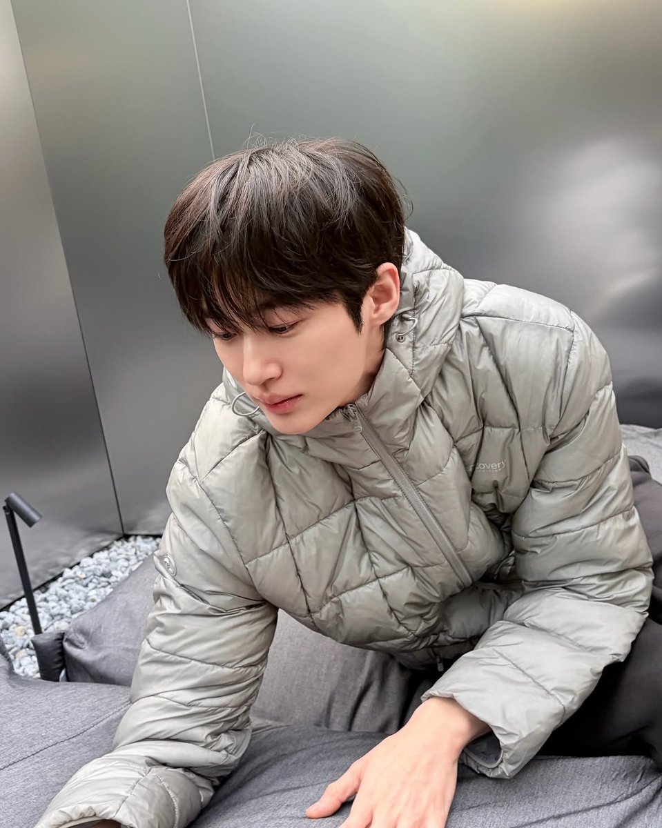 wooseokfiles's tweet photo. https://t.co/V3VWR0Wr3u