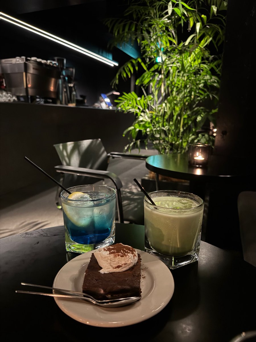 44evxb's tweet photo. 180センチ
メンヘラデートしたい https://t.co/WJwqnahdz2