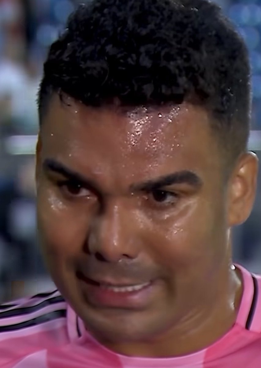 Manunitedboyy's tweet photo. 🚨🎙️ Casemiro: “I have won five Champions League titles, but honestly, I’ve never felt this happy after winning a trophy like I do tonight.
Maybe it’s because I’ve just won a trophy alongside the greatest footballer in football history. 🐐🏆”
#Casemiro #Football #GOAT https://t.co/89kpziGokm