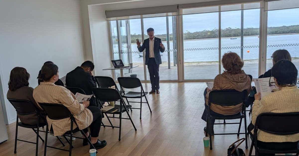 DifySocial's tweet photo. Making social media work isn’t simply about posting more often.

This morning I presented PROTECT → BUILD → GROW 🛡️🔨📈 at the City of Casey Business Coffee Club ☕️⛵️

Read the blog + view the presentation 👉 https://t.co/HMMvC183K2 https://t.co/hfRBYsVP0w