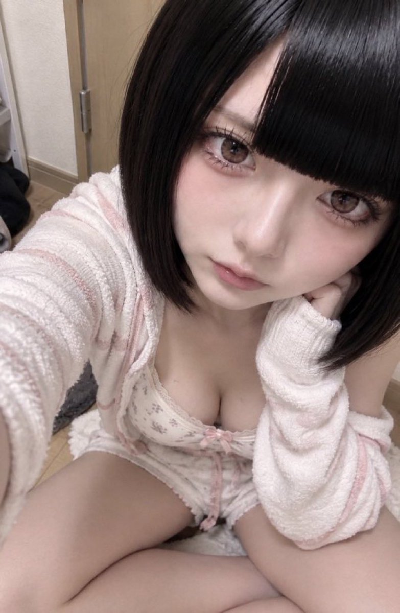 kanach1030's tweet photo. また勝っちゃった♡
少しムラついてるから♡今なら勝てるかもよ？♡
よわぁいマゾは求めてないから♡
勝てる自信ある子だけお���で♡

#貼り合い https://t.co/EAkZe5Sozf