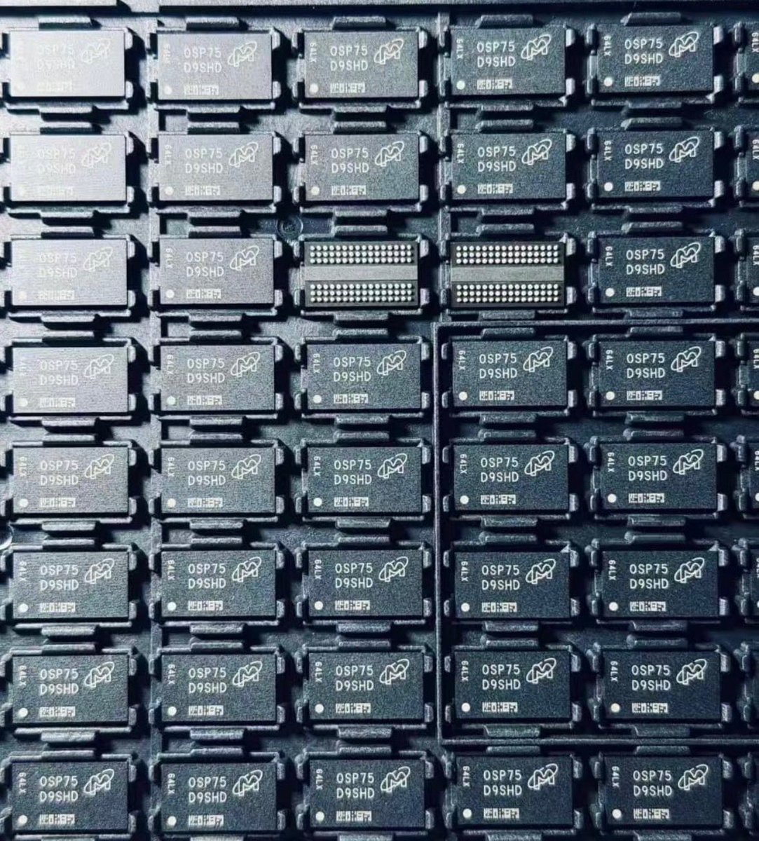 Lucas76766's tweet photo. Looking for DDR chips for your production or repair business?
 
Applications include:
Router • Projector • Smart TV • NVR • CCTV • Tablet • Car Navigation
 
📦 Sample available.
📲 WhatsApp: +86 13022063492 https://t.co/MeZBKfk1kg
