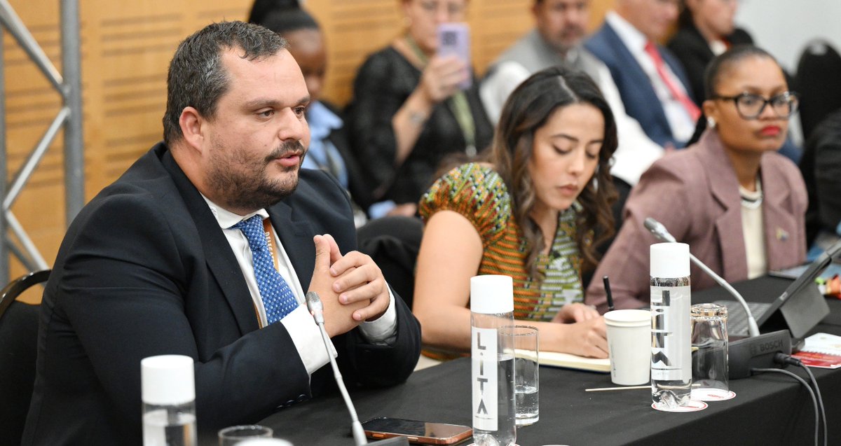 CPC2026_ZA's tweet photo. Young voices. Fresh ideas. Future leaders shaping tomorrow. The #69CPC Youth Roundtable put youth leadership and participation at the heart of discussions on politics and governance.

#ParliamentaryDiplomacy 

📸 Phando Jikelo / Parliament of RSA https://t.co/DGqH53remH