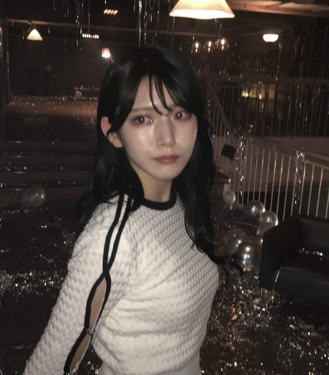 wing_telescope's tweet photo. 正面透けブラ
横からデカ乳 https://t.co/DwBno9Id1p