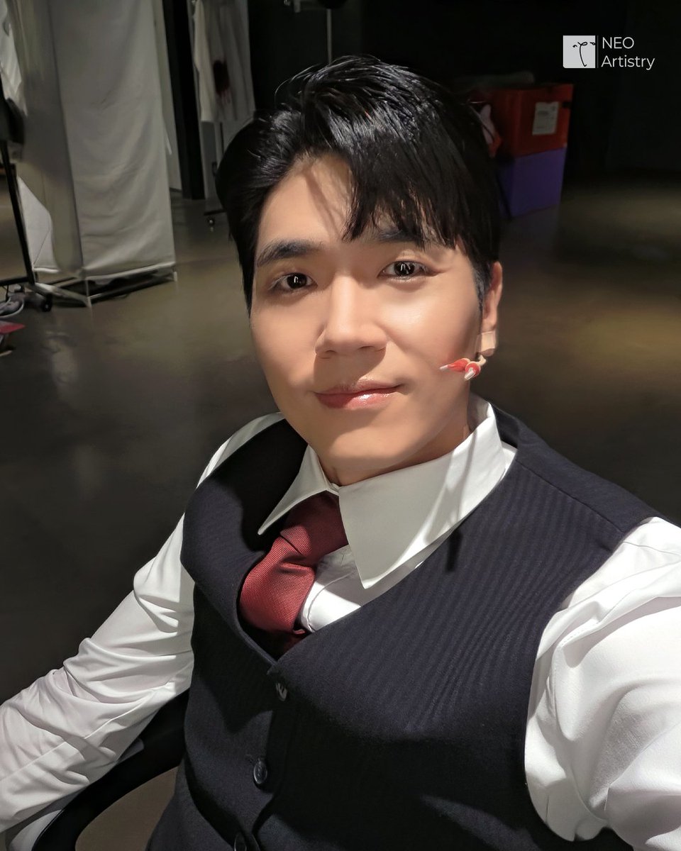 NEOartistry_'s tweet photo. [𝐍𝐀 : 𝐃𝐈𝐀𝐑𝐘] #정민

사내 役 | 정민 

정민 사내의 첫 공연 사진이 (조금 늦게) 도착했습니다. 📸
많은 응원 부탁 드립니다. 
_
뮤지컬 <사의찬미>
🔸️2026.09.08 – 10.25
🔸️링크아트센터 페이코홀

#네오아티스트리
#뮤지컬 #사의찬미 https://t.co/0IIkwCqCAr