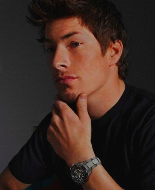 decadedances's tweet photo. random assortment of nicky hayden pics i have for today https://t.co/8zVjf4A2MI