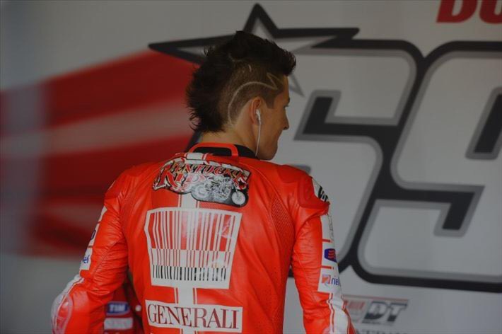 decadedances's tweet photo. random assortment of nicky hayden pics i have for today https://t.co/8zVjf4A2MI