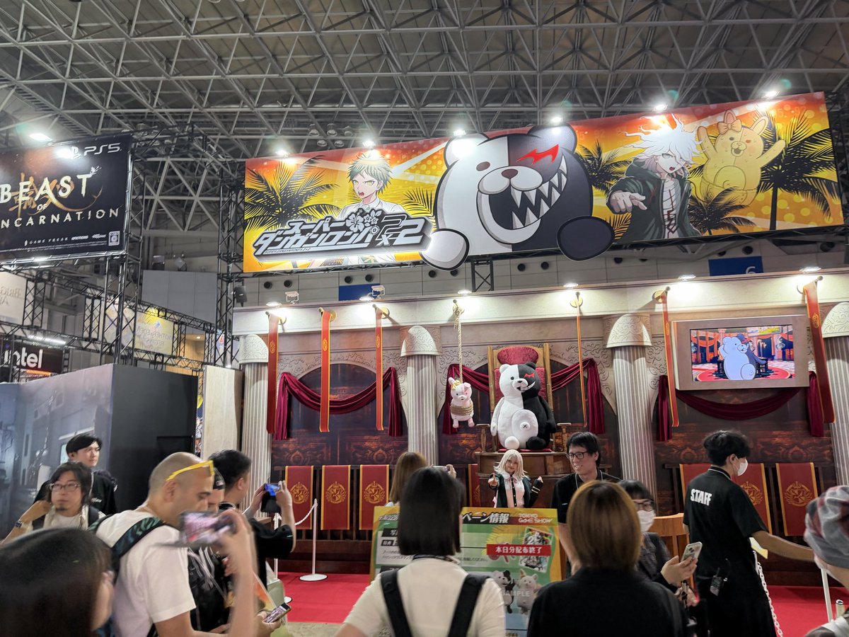 KOUSEIGAI's tweet photo. やってきましたゲームショウ https://t.co/ZwCyT4B2tG