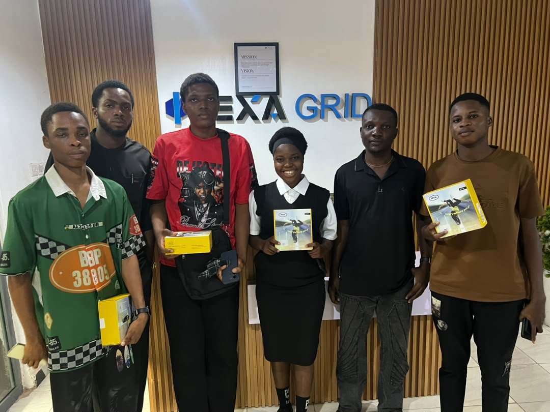IfexaGrid's tweet photo. Still giving out @MTNNG free routers.. https://t.co/100W6pkQF4