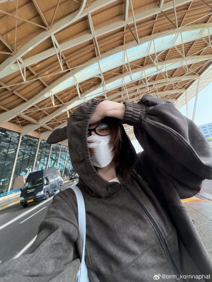 KMayaKwangbae's tweet photo. น้องออมมาโพสในเว่ย : Good morning ☀️ 
น้องออมไปเที่ยวพักผ่อนหรอลูก
แฮปปี้ๆๆ เที่ยวให้สนุกน๊าาาาาาา https://t.co/lGrWFDbgZG