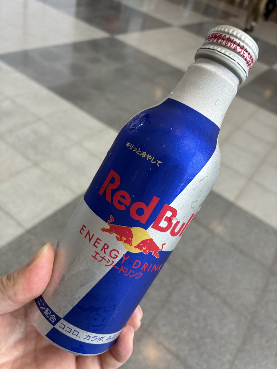 opera_ayame's tweet photo. コメント映像流れてて、すごい団長みたいなメイクしてる人いるなと思ったら、団長だった。
そんな東京ゲームショウ2026。 https://t.co/TyhkHu7xhO