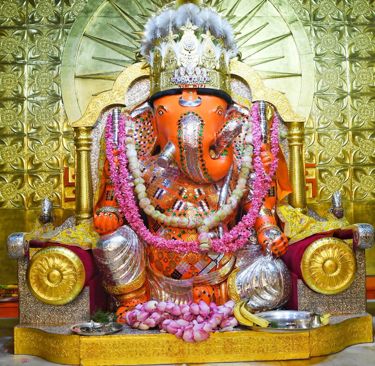 vinodmittal9's tweet photo. मोती डूंगरी गणेश जी महाराज की जय https://t.co/cjXwAryLZg